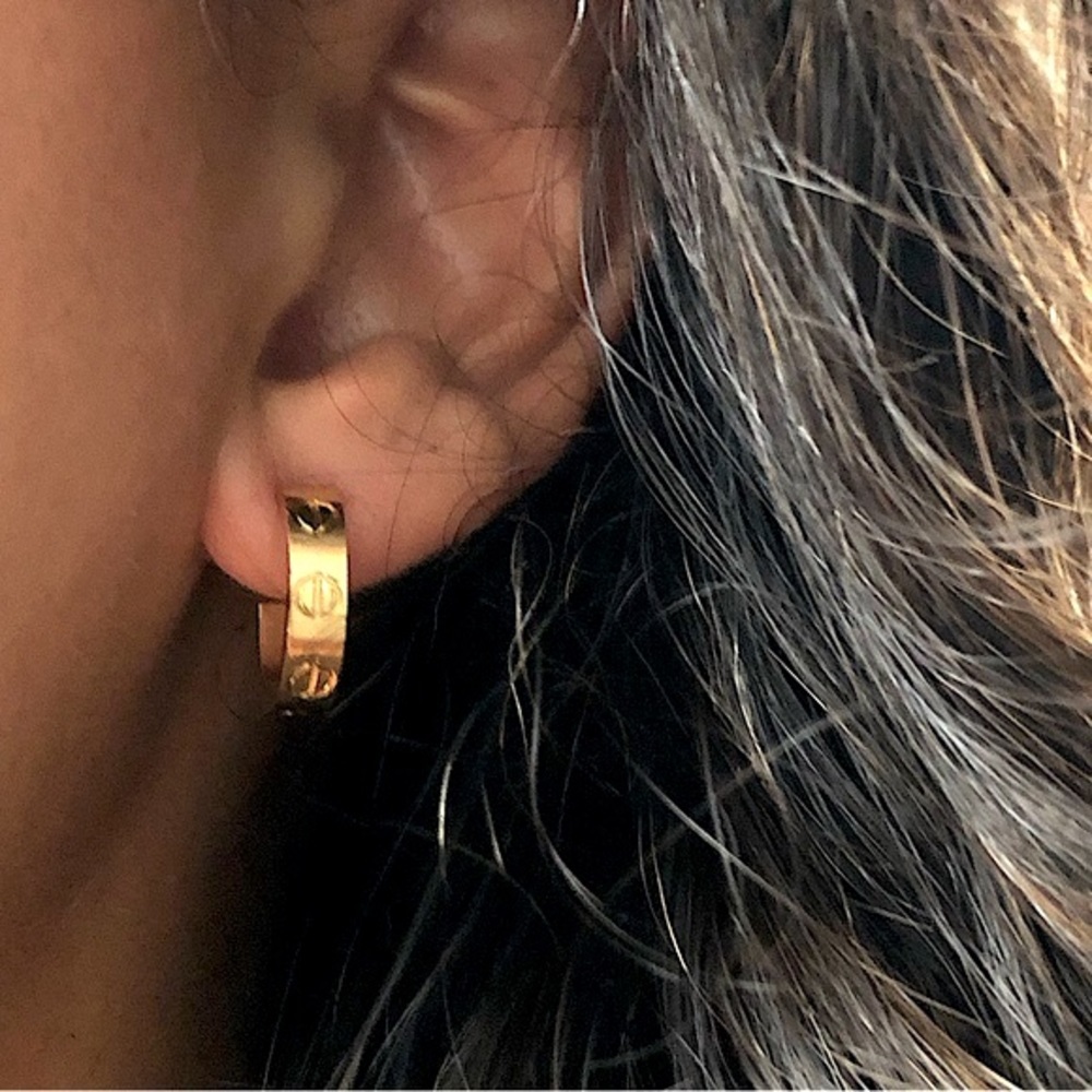 Gold Small Screw Hoop Earrings - Picture 14 of 14